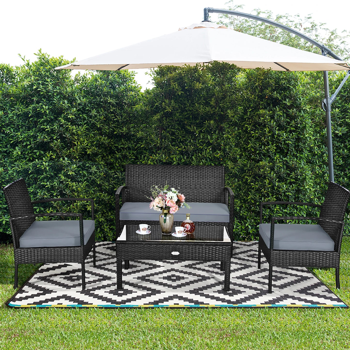 UNO 4pcs Outdoor Patio Rattan Wicker Set